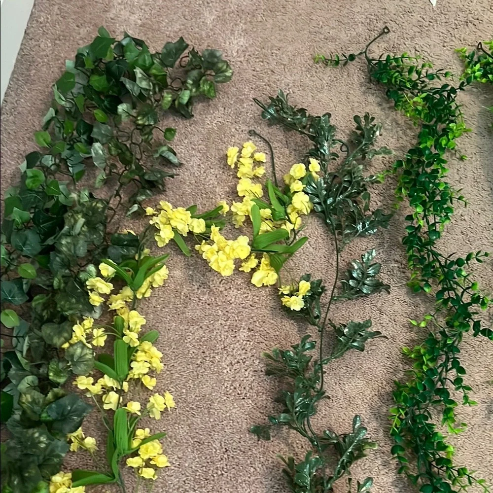 Vibrant Holiday Garland in Yellow and Green
